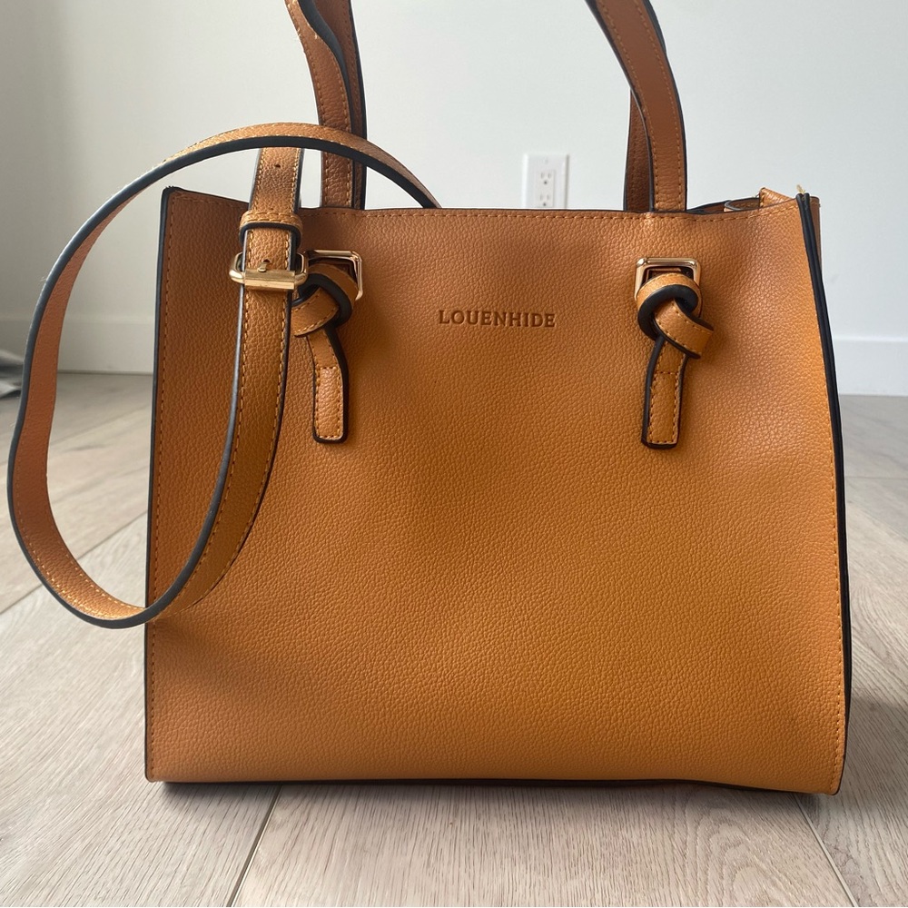 Vegan Leather Louenhide Bag with cross body option